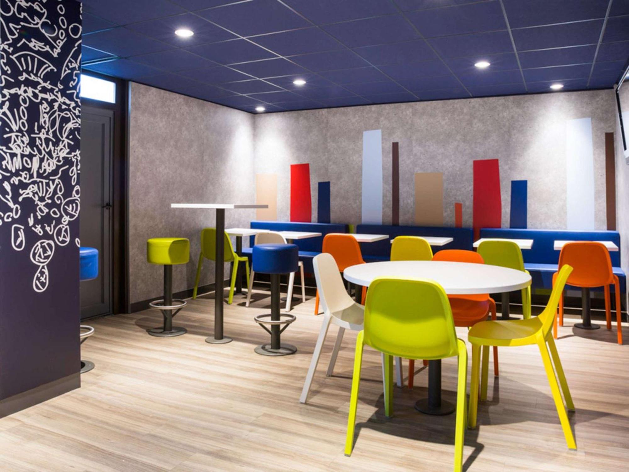 Ibis Budget Thonon Les Bains Екстериор снимка