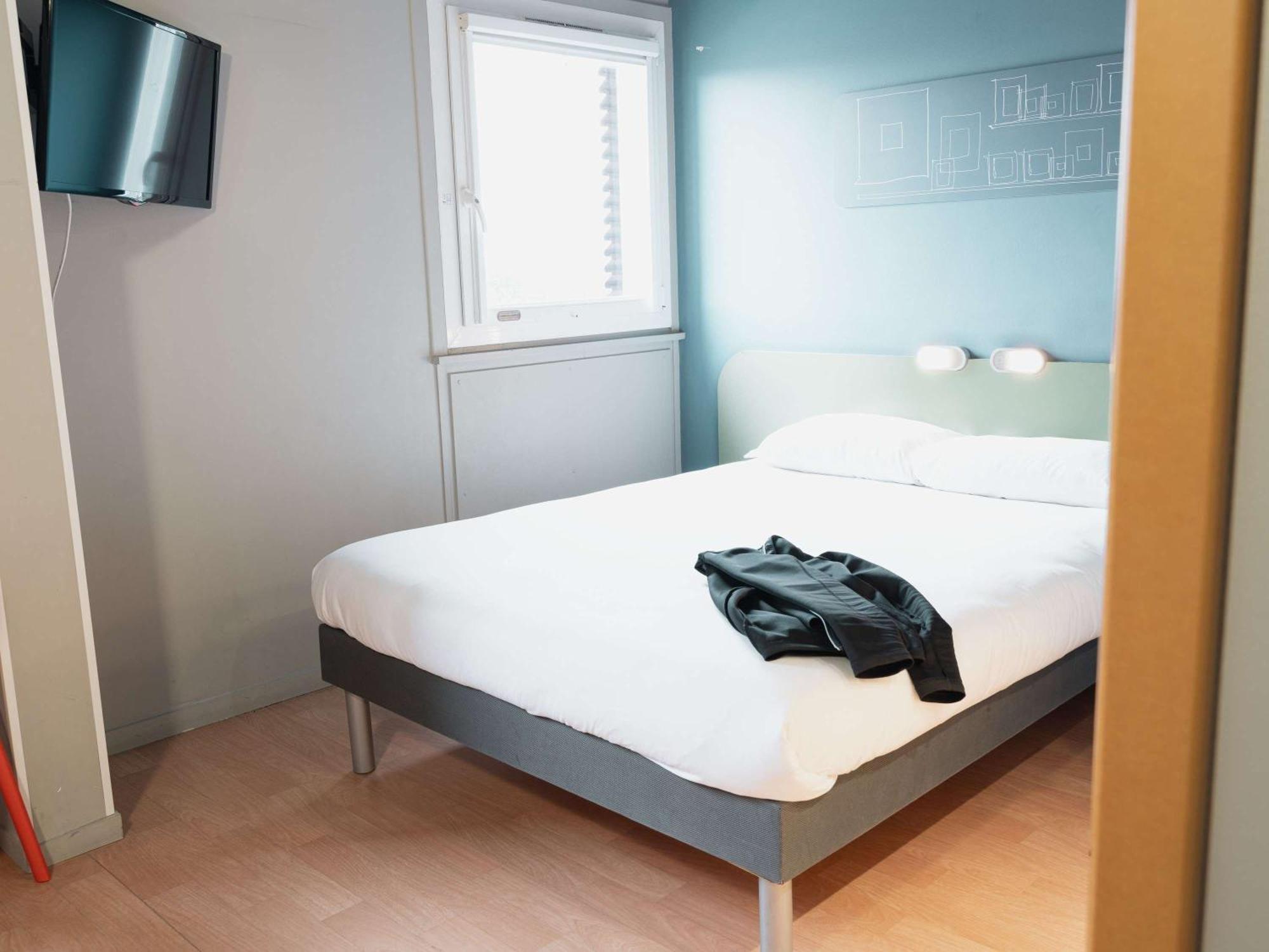 Ibis Budget Thonon Les Bains Екстериор снимка
