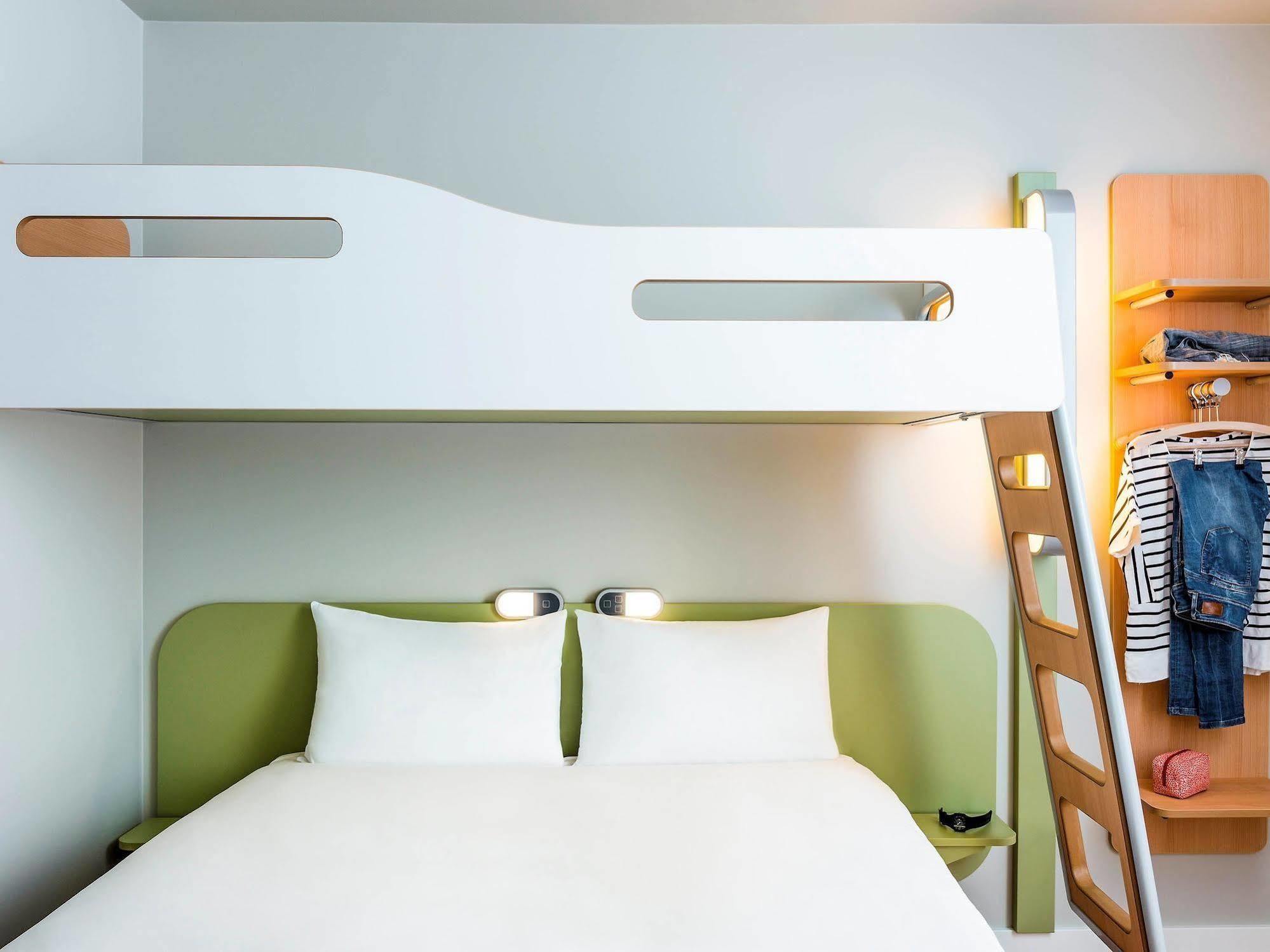 Ibis Budget Thonon Les Bains Екстериор снимка